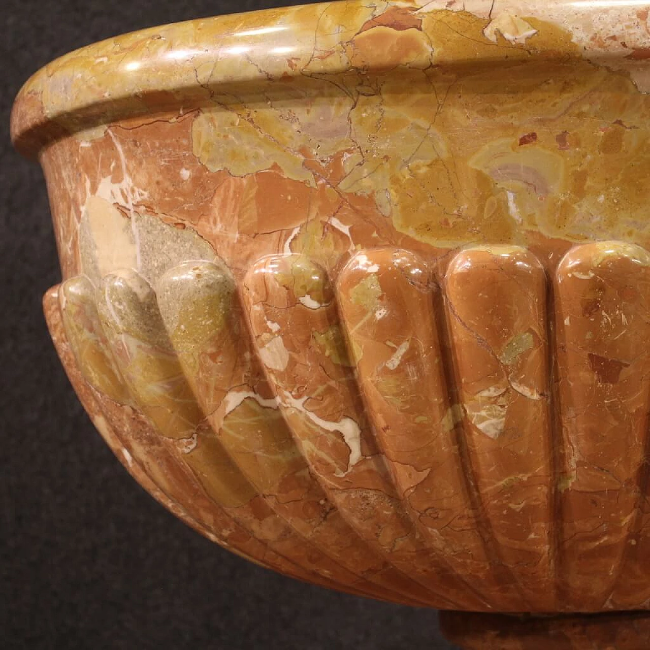Red Verona marble stoup, 19th century 5