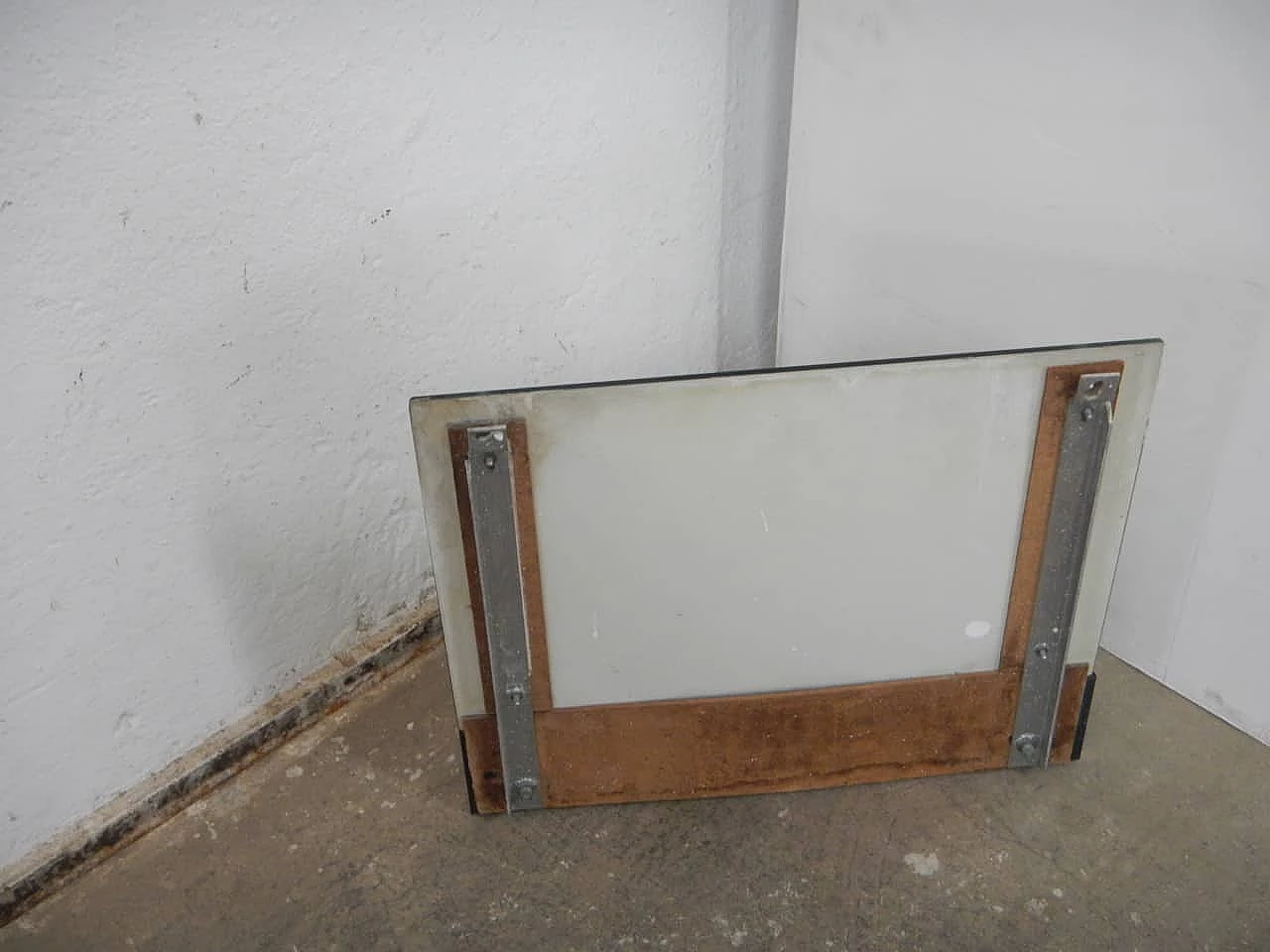 Mirror with glass shelf with chrome-plated metal profiles, 1970s 4