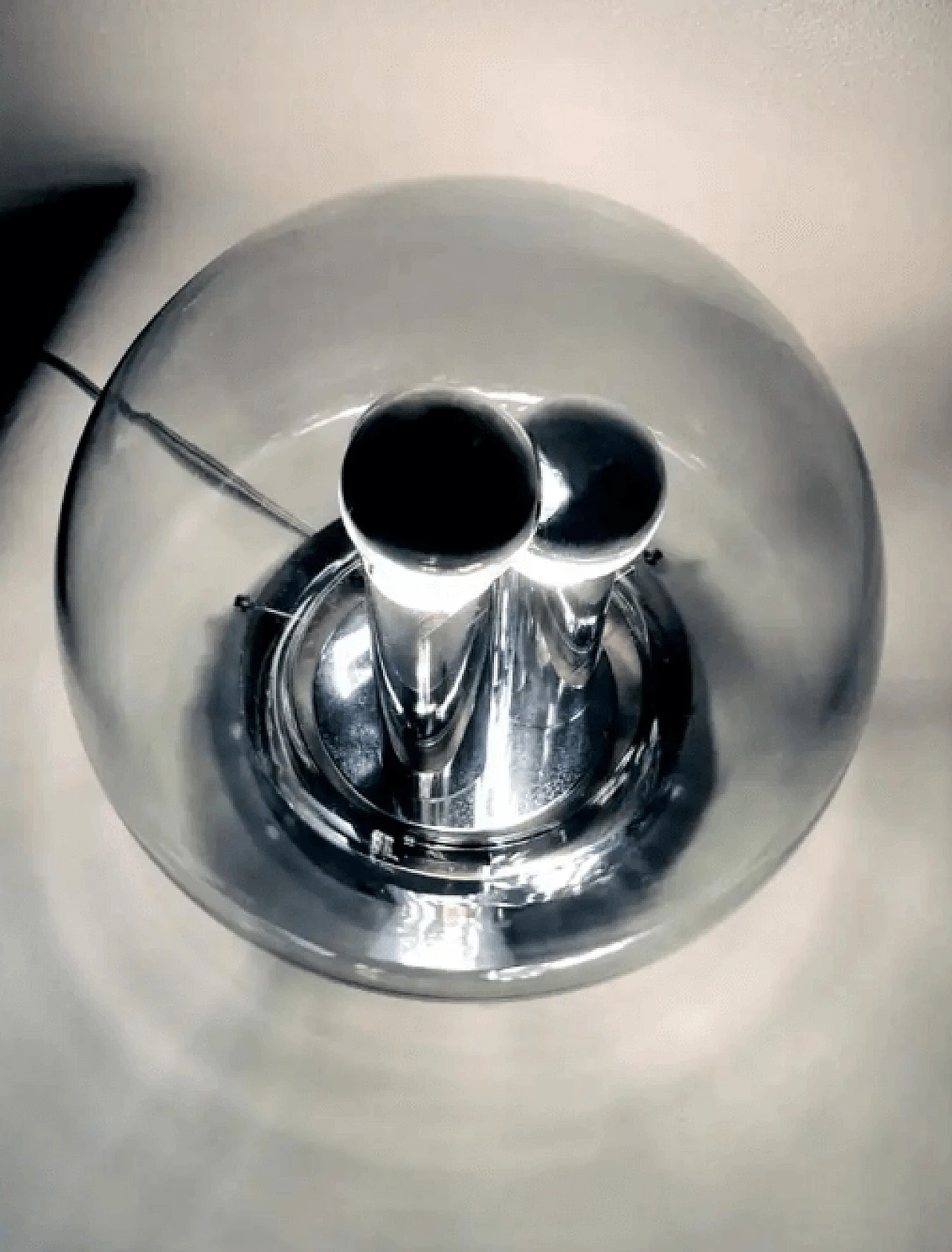 Lampada da tavolo tedesca in stile Doria-Werk "Ball Lamp", anni '60 3