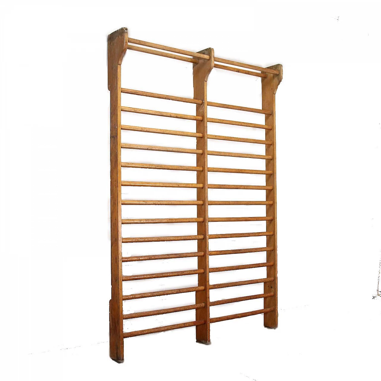 Spalliera svedese per esercizi, anni '60 1