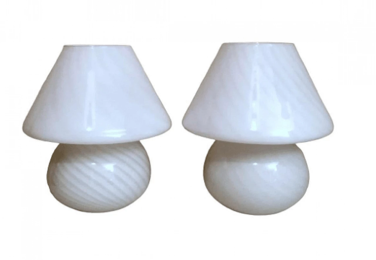 Coppia di lampade da tavolo in vetro attribuite a Venini, anni '70 1