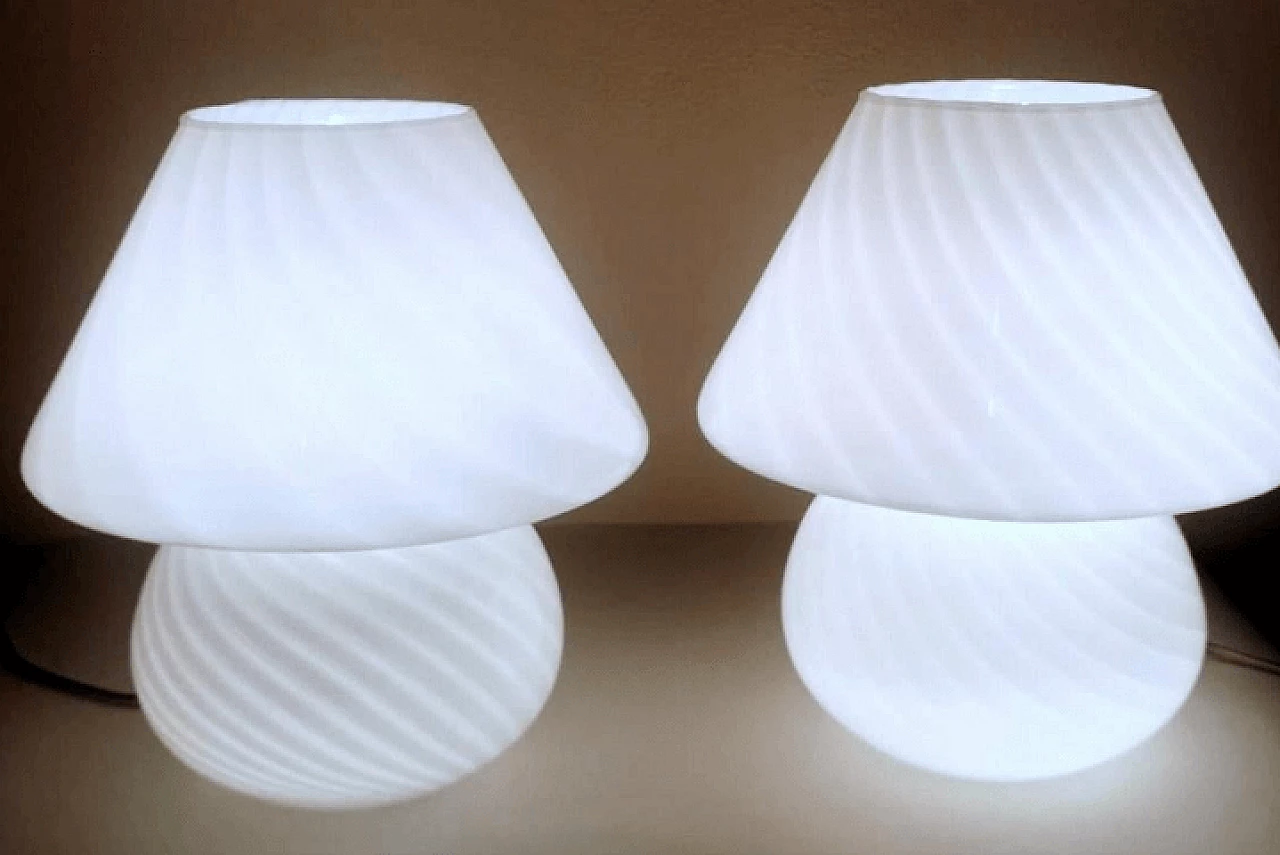 Pair of glass table lamps attributed to Venini, 1970s 4
