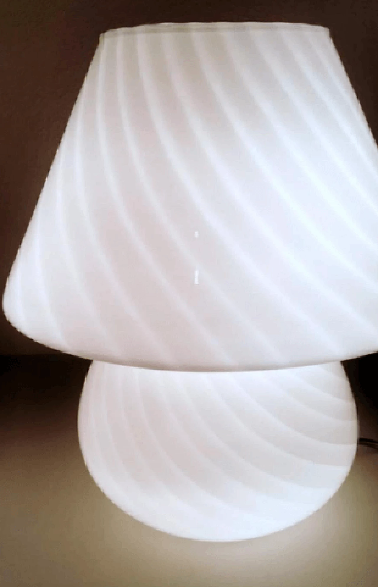 Coppia di lampade da tavolo in vetro attribuite a Venini, anni '70 12