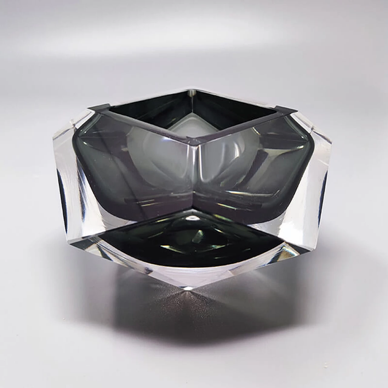 Grey Murano glass ashtray by Flavio Poli for Seguso, 1960s 1