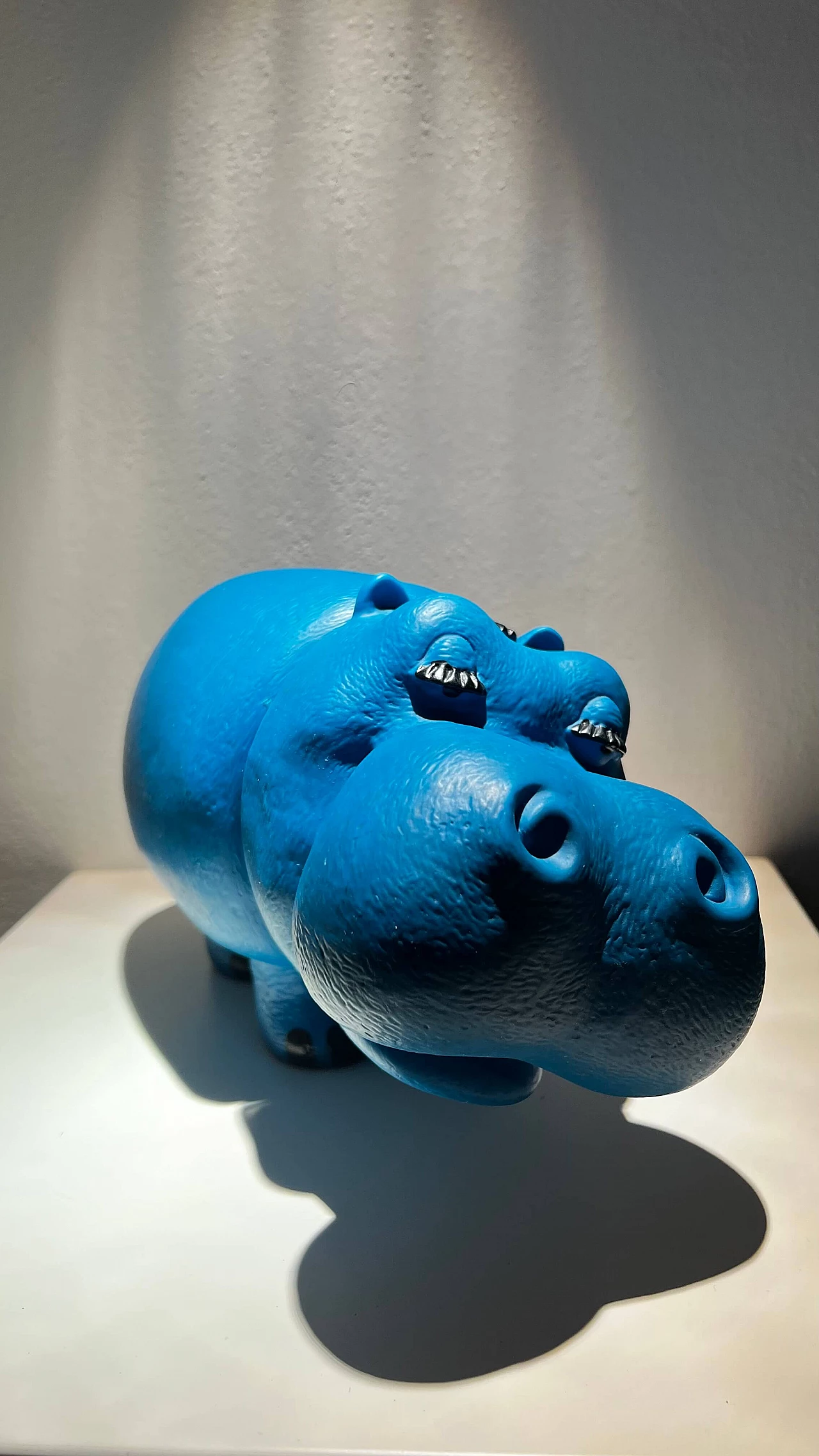 Scultura di ippopotamo di Armando Testa per Lines, anni '60 2