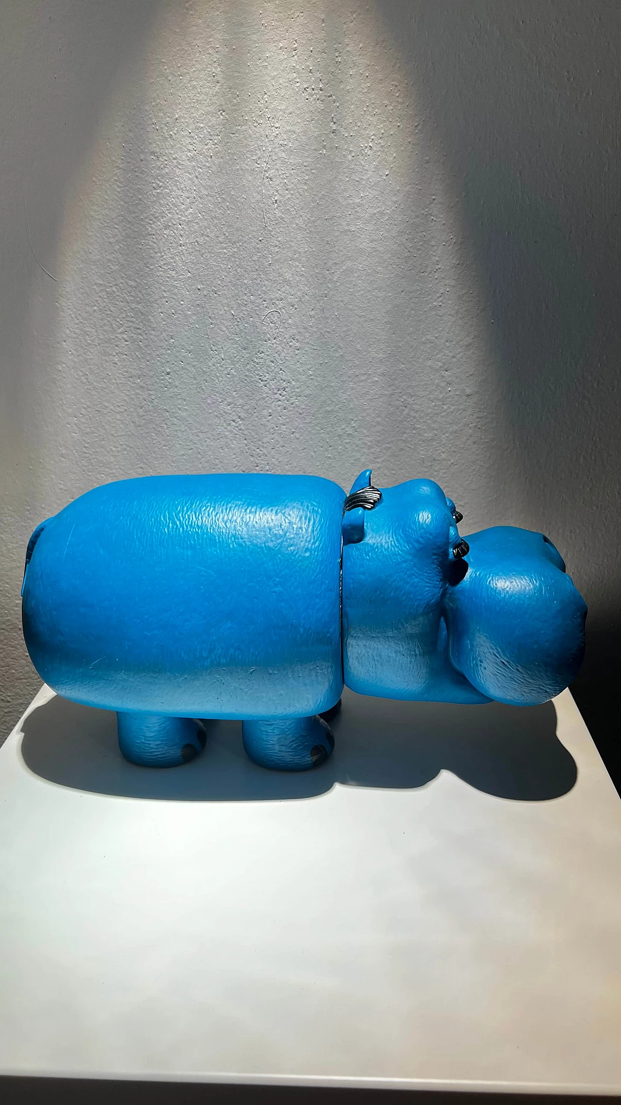 Scultura di ippopotamo di Armando Testa per Lines, anni '60 11