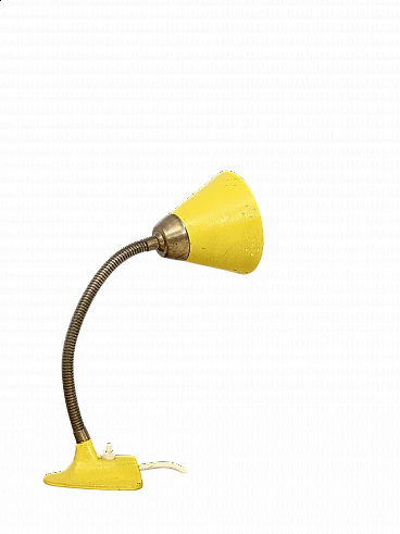 Lampada da tavolo in metallo gialla, anni '60