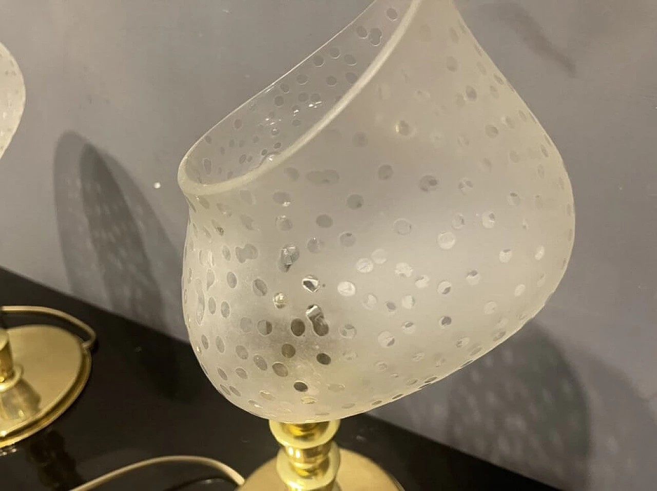 Coppia di lampade da tavolo in vetro di Murano e ottone, anni '80 5