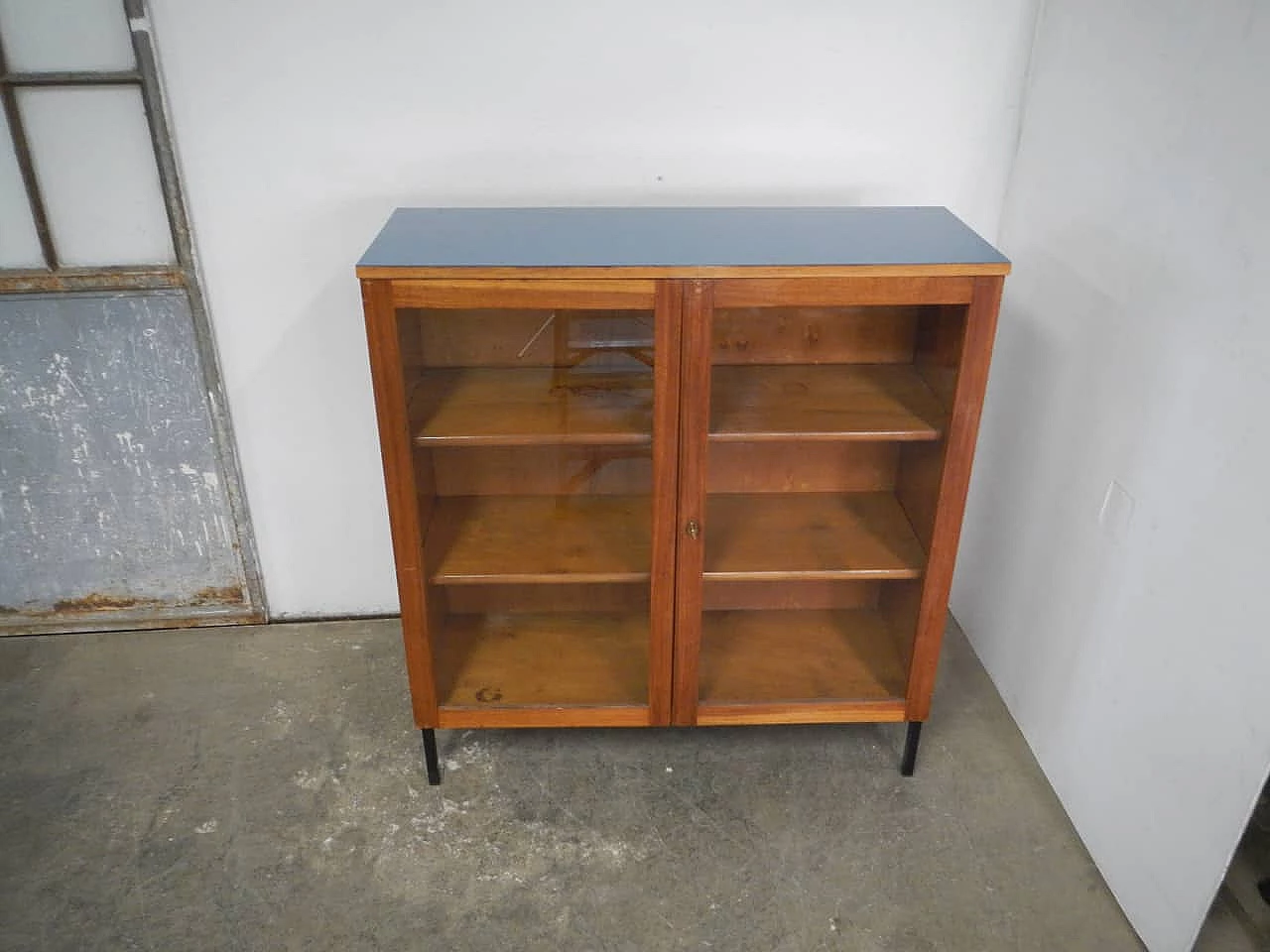 Teak workshop showcase with metal feet, 1960s 13