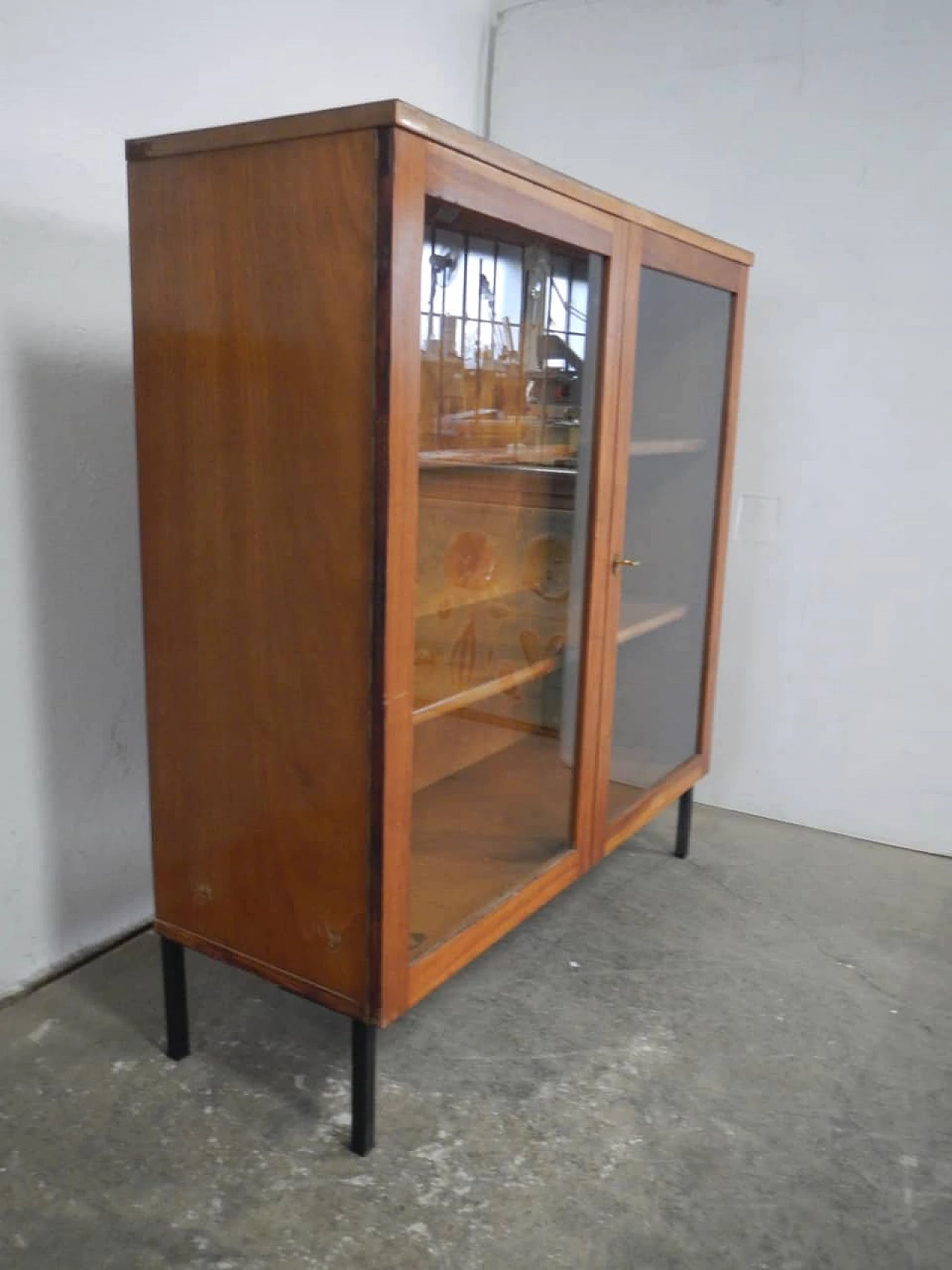 Teak workshop showcase with metal feet, 1960s 16