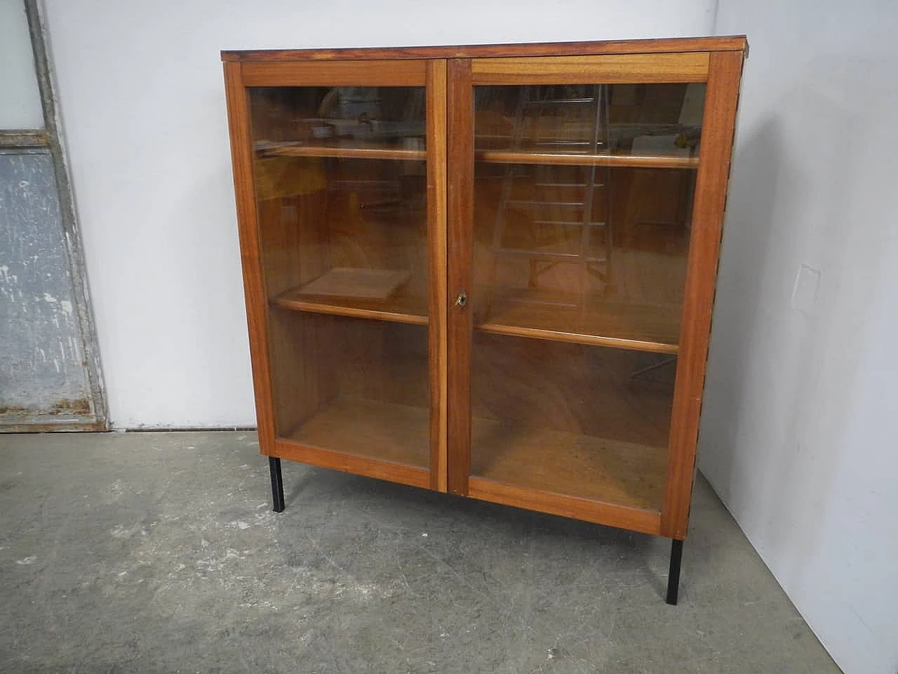 Teak showcase with formica top, 1960s 3