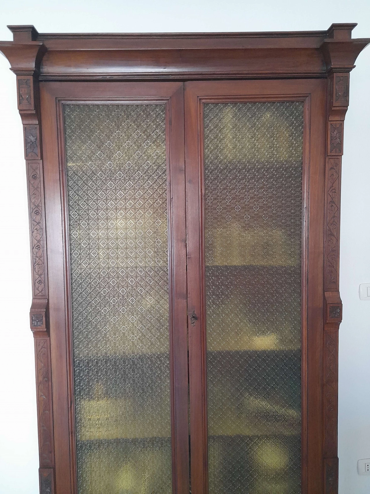 Credenza con ante a vetrina, anni '20 1