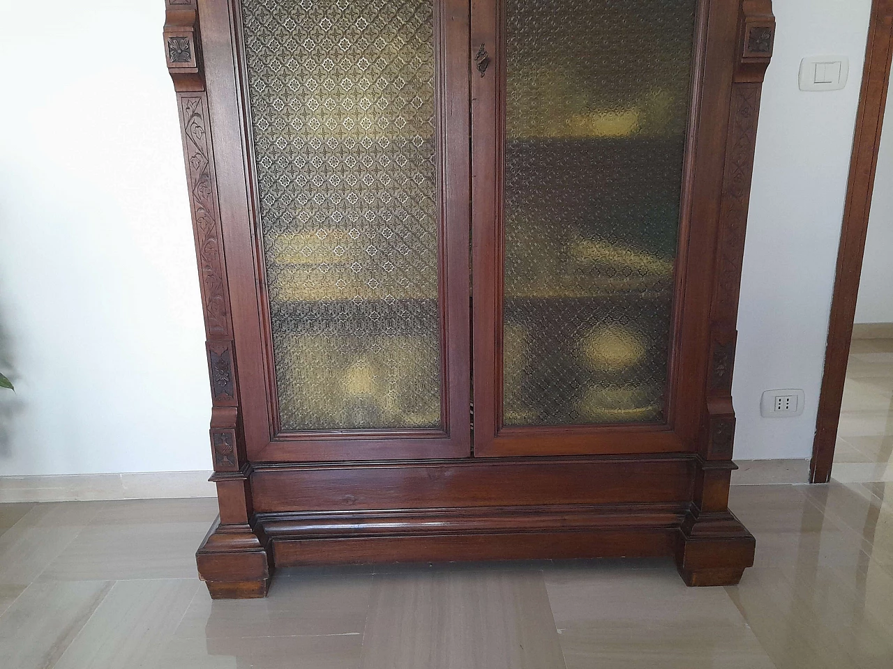Credenza con ante a vetrina, anni '20 12