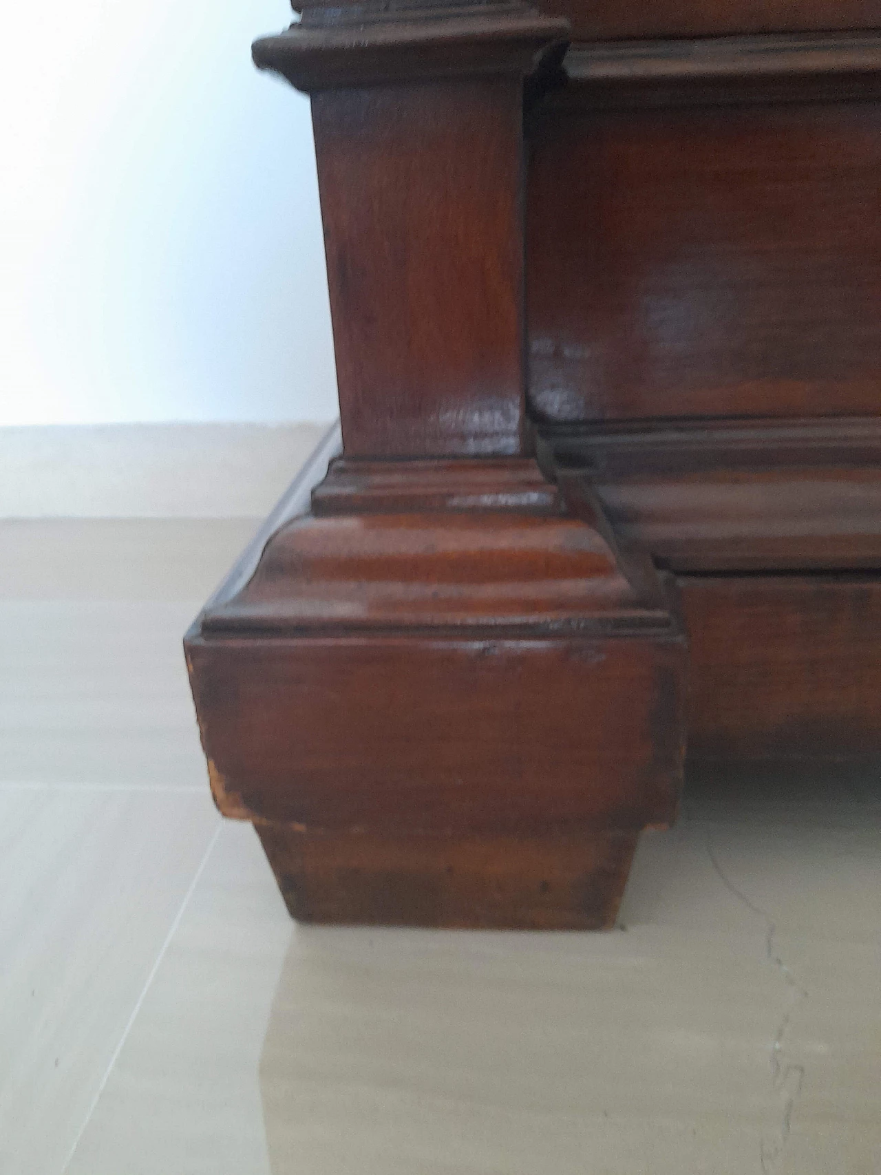 Credenza con ante a vetrina, anni '20 13