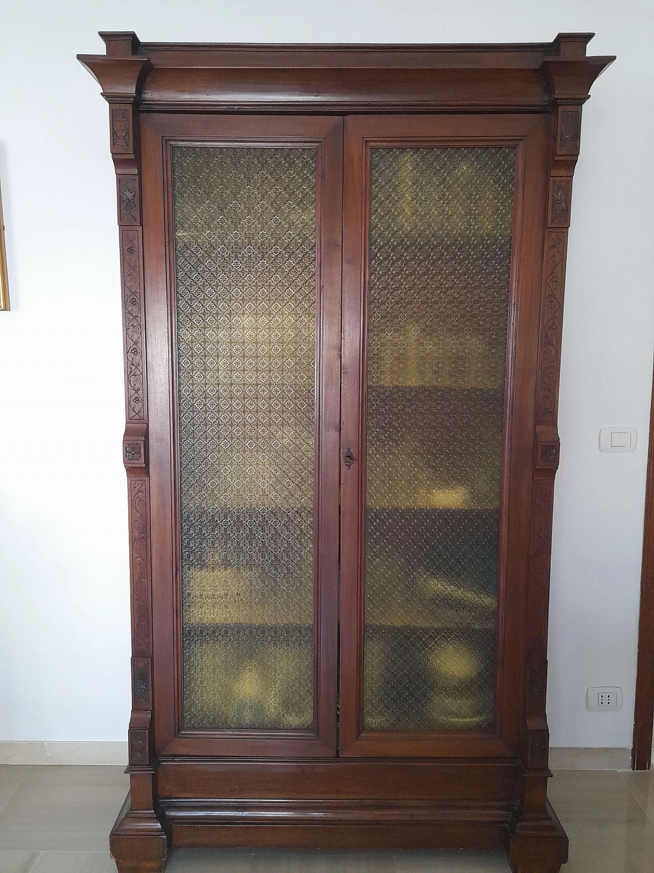 Credenza con ante a vetrina, anni '20 20