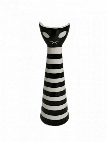 Porcelain cat figurine by Janos Torok for Zsolnay, 1960s