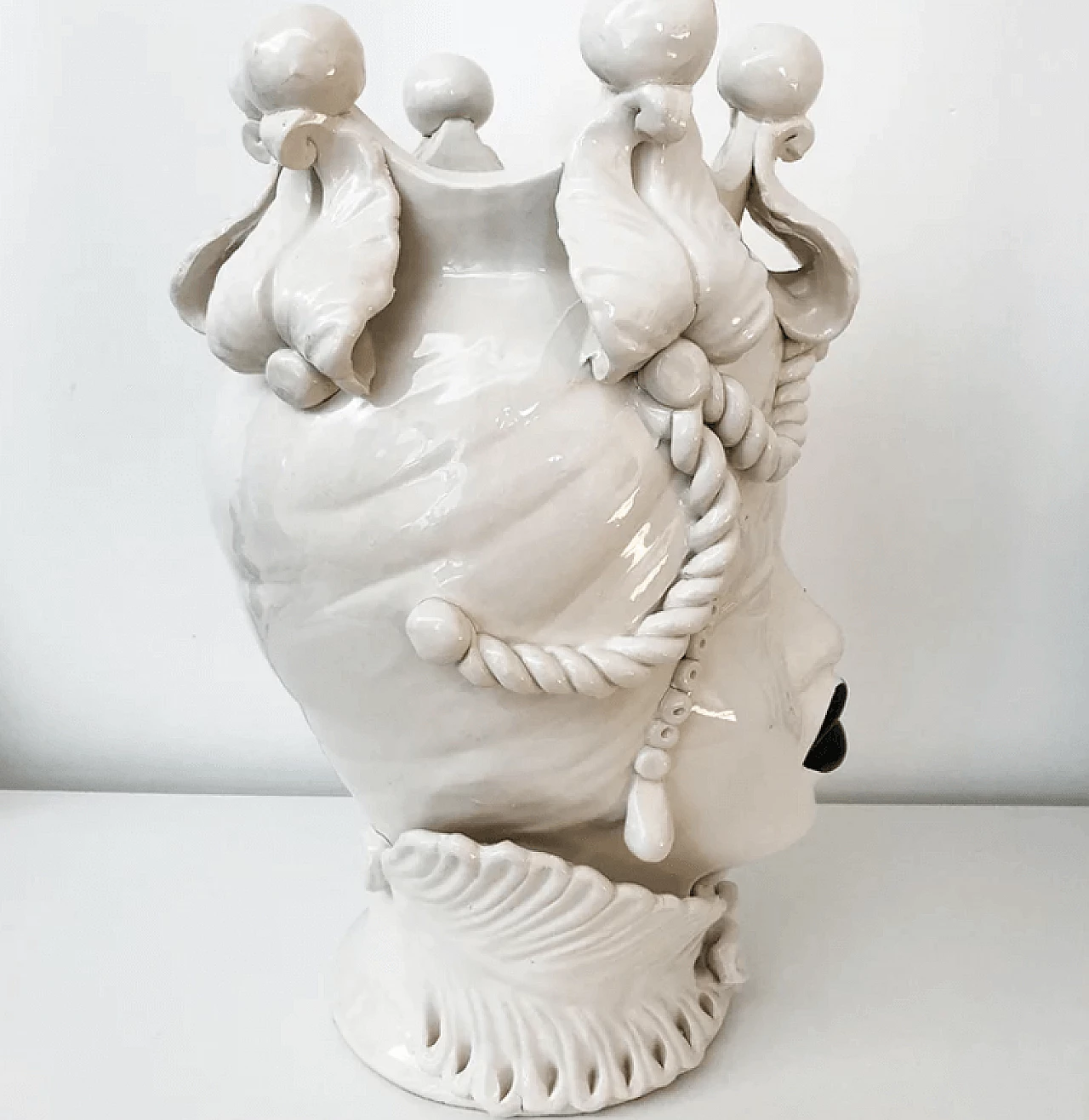 Testa di Moro with black lips, Caltagirone ceramic vase, 2000s 4