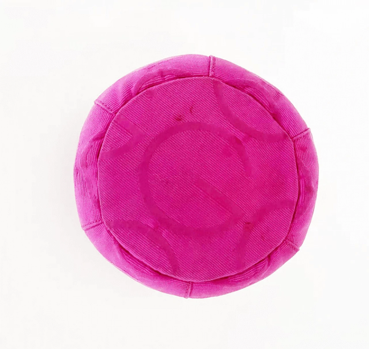 Posacenere Gucci in metallo e tessuto rosa, anni '90 3