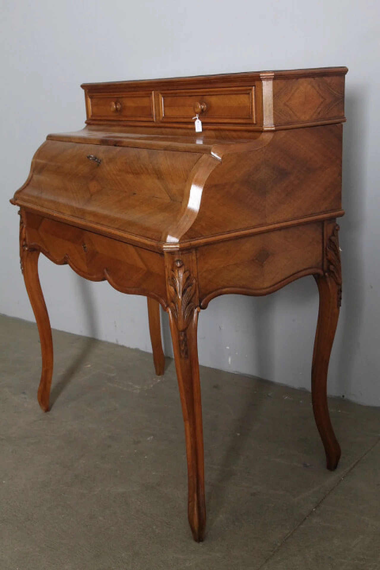 Louis Philippe walnut flap desk, 19th century 4