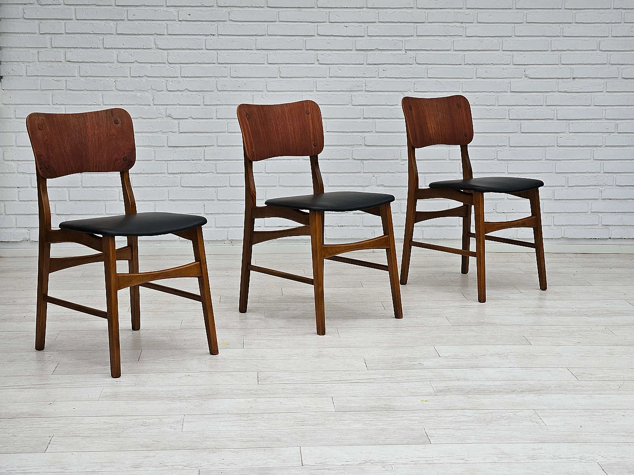 3 Chairs 62 by Ib Kofod-Larsen for Boltinge Stolefabrik, 1960s 1