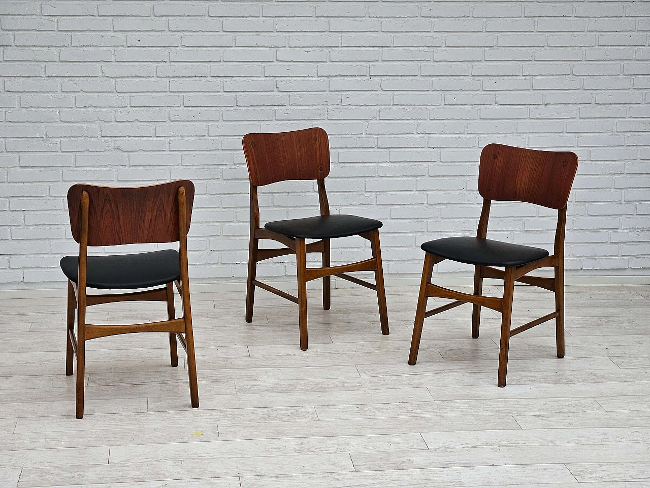 3 Chairs 62 by Ib Kofod-Larsen for Boltinge Stolefabrik, 1960s 2
