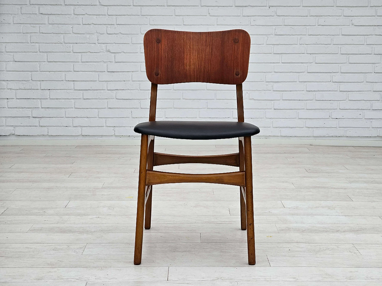 3 Chairs 62 by Ib Kofod-Larsen for Boltinge Stolefabrik, 1960s 7
