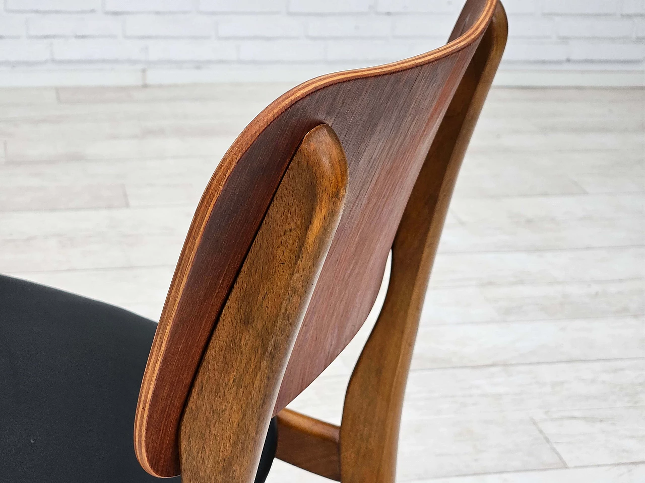 3 Chairs 62 by Ib Kofod-Larsen for Boltinge Stolefabrik, 1960s 12