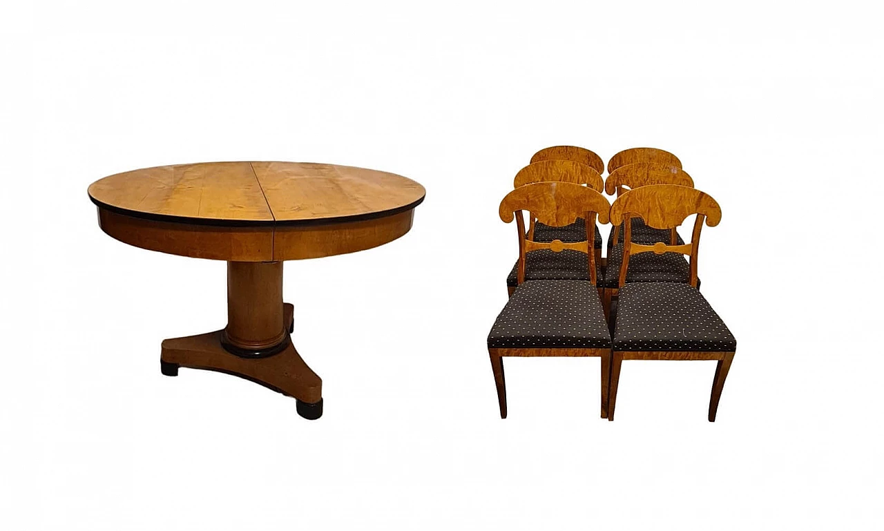 6 Biedermeier chairs and extendable table in blond walnut, 19th century 19