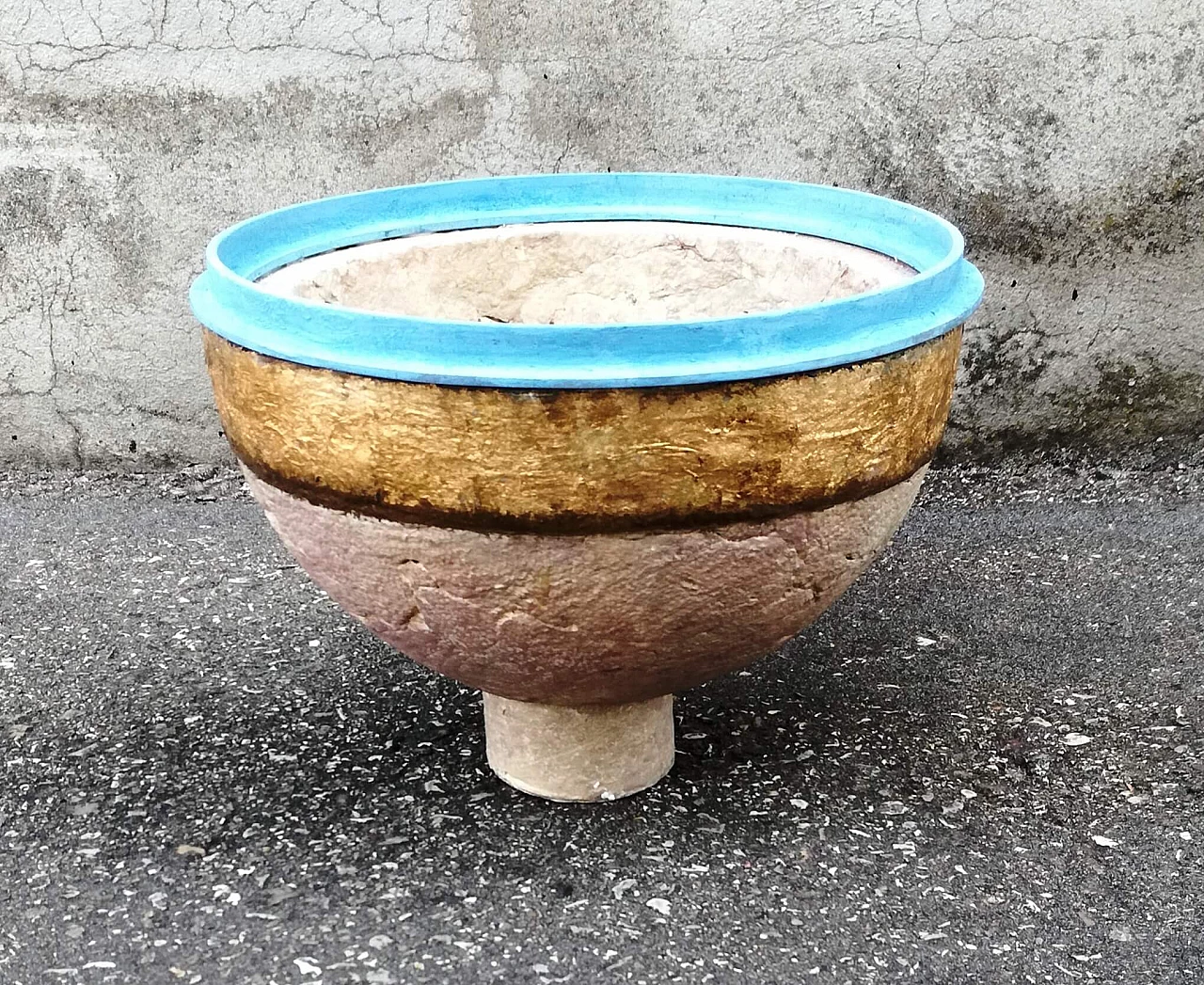 Jerusalem stone, gold leaf and iron decorative stoup 9