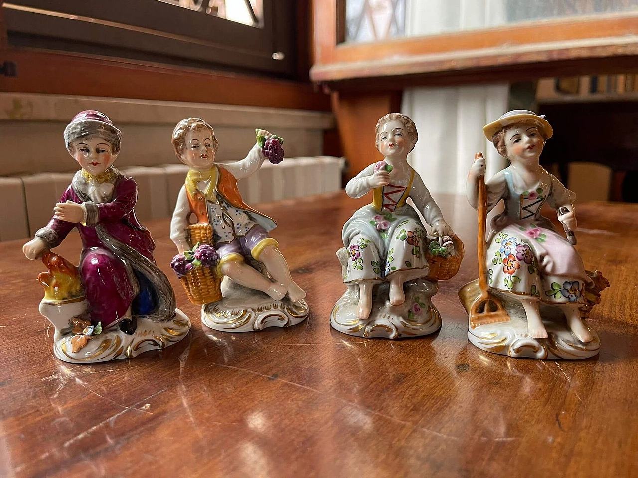 4 Allegories of the four seasons in Capodimonte porcelain, late 19th century 1