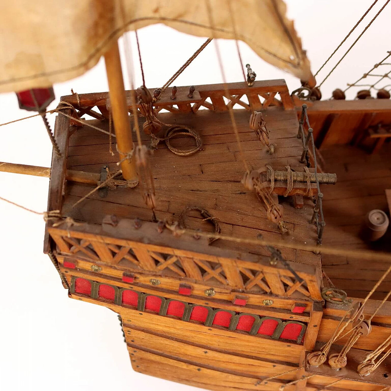 Wood caravel Santa Maria model 4