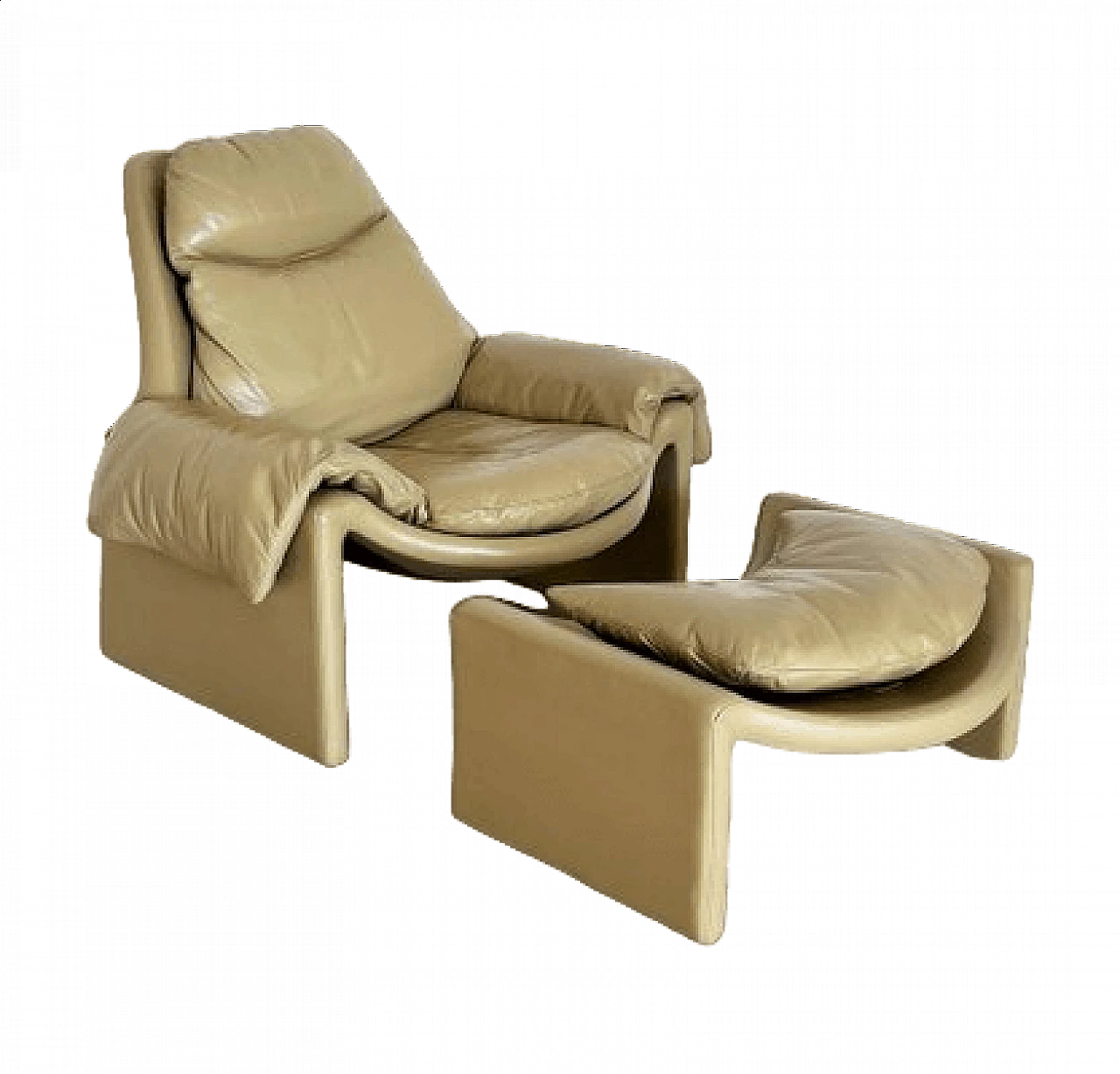 P60 leather armchair with footstool by Vittorio Introini for Saporiti, 1970s 19