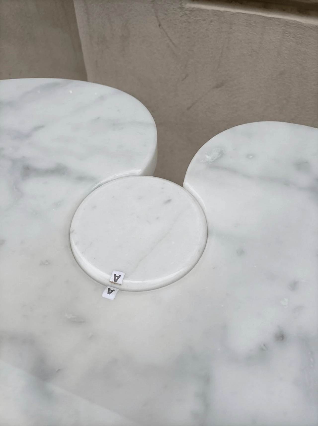 Pair of Eros coffee tables in white marble by Mangiarotti for Skipper, 1980s 26