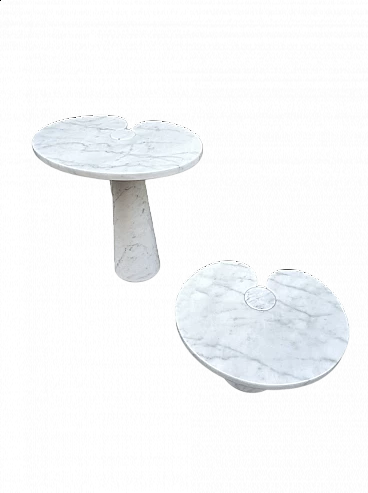 Coppia di tavolini Eros in marmo bianco di Mangiarotti per Skipper, anni '80