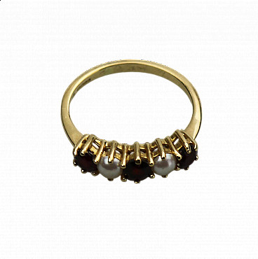 Jewellery ring in 18ct gold, pearl and garnet with box, early 20th century
