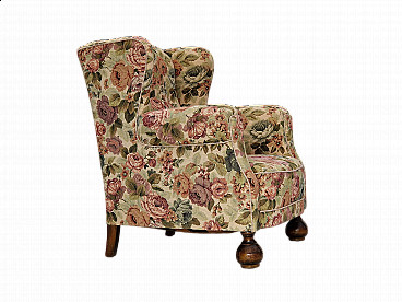 Danish floral patterned armchair with oak legs, 1950s