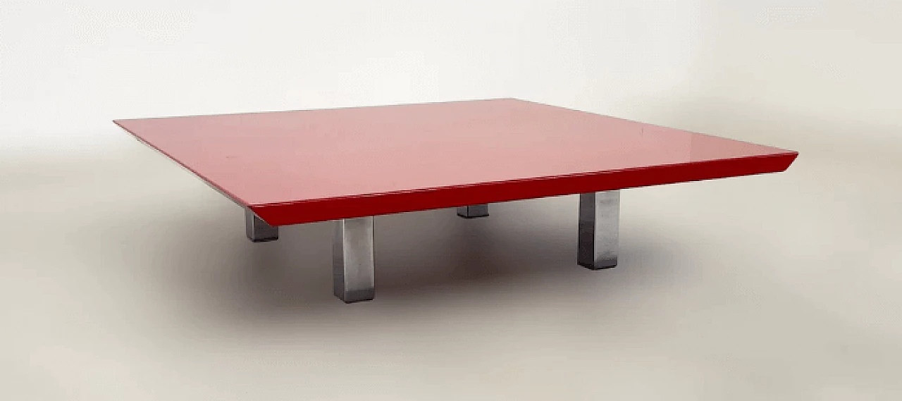 Tavolino in legno laccato rosso e metallo di Vittorio Introini per Saporiti, anni '70 2