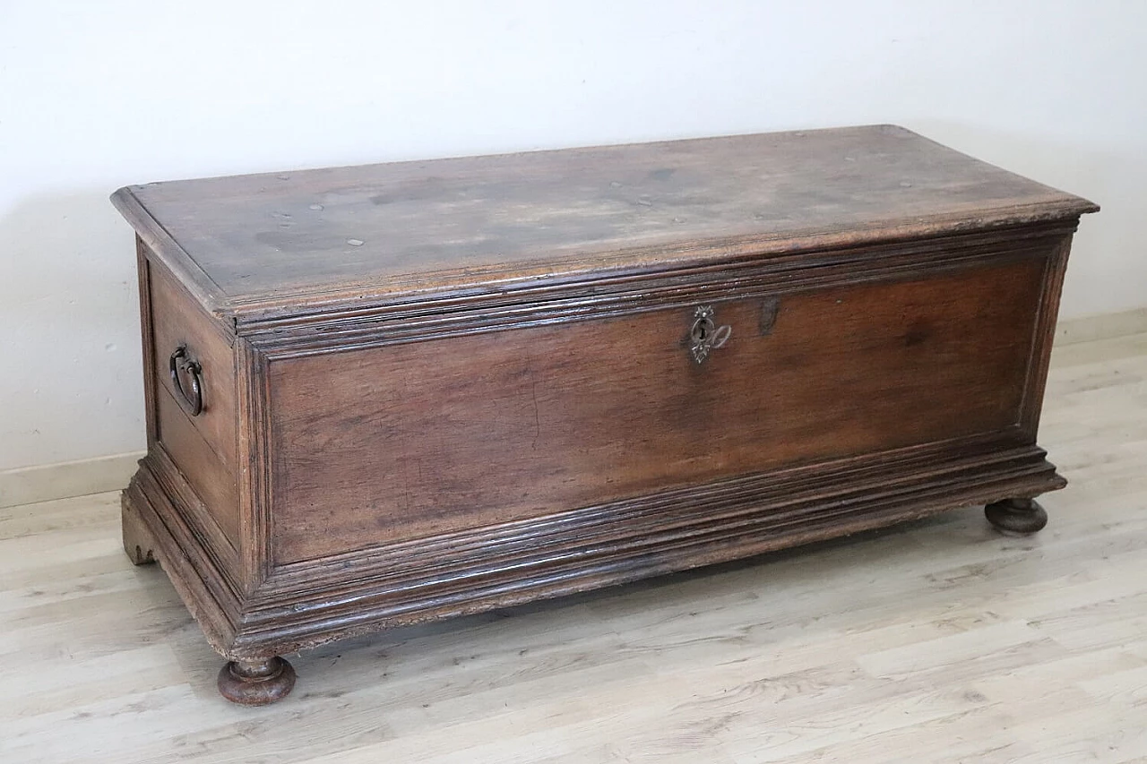 Solid walnut chest, mid-17th century 2