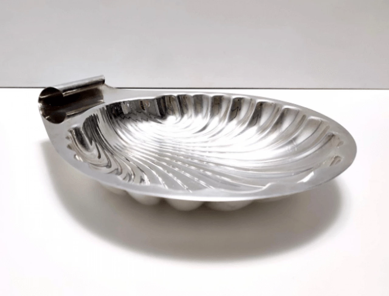 Silver-plated brass shell center piece by Lino Sabattini, 1970s 5