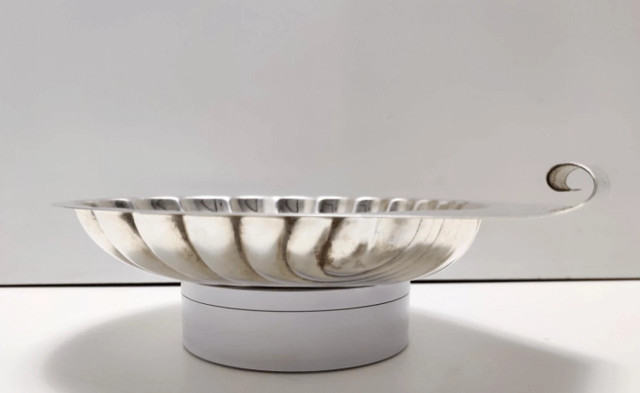 Silver-plated brass shell center piece by Lino Sabattini, 1970s 6