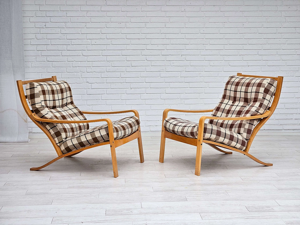 Pair of Danish wool and bentwood lounge chairs, 1970s 1
