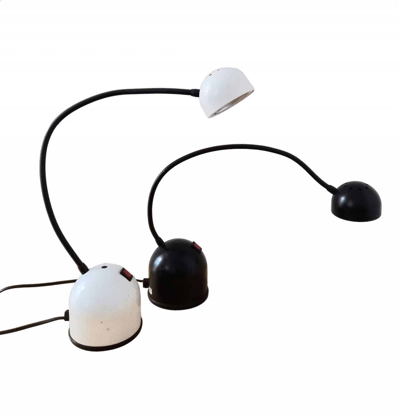 Coppia di lampade da tavolo snodabili in metallo verniciato, anni '80 11