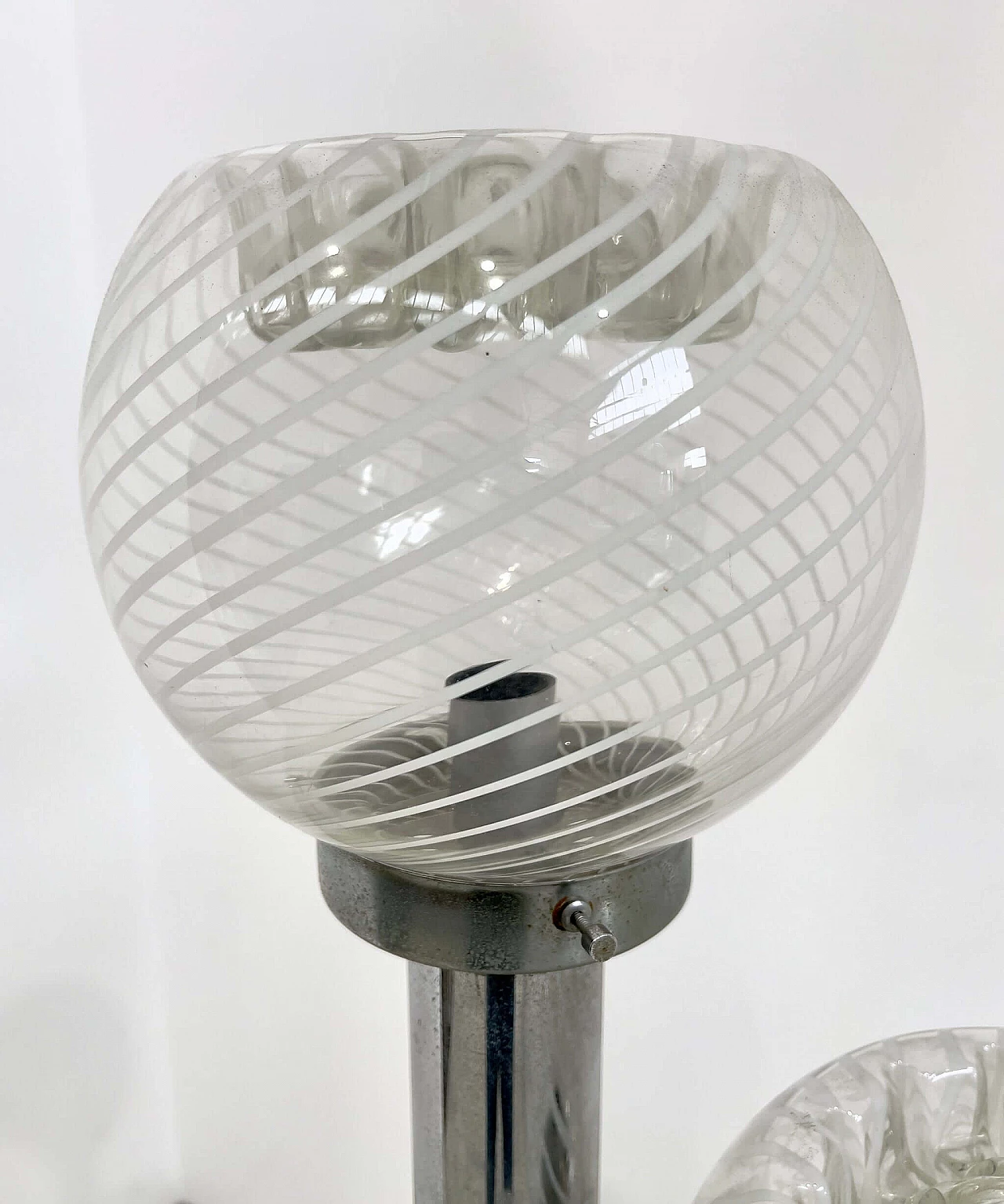 Lampada da tavolo in metallo cromato e vetro di Murano, anni '70 3