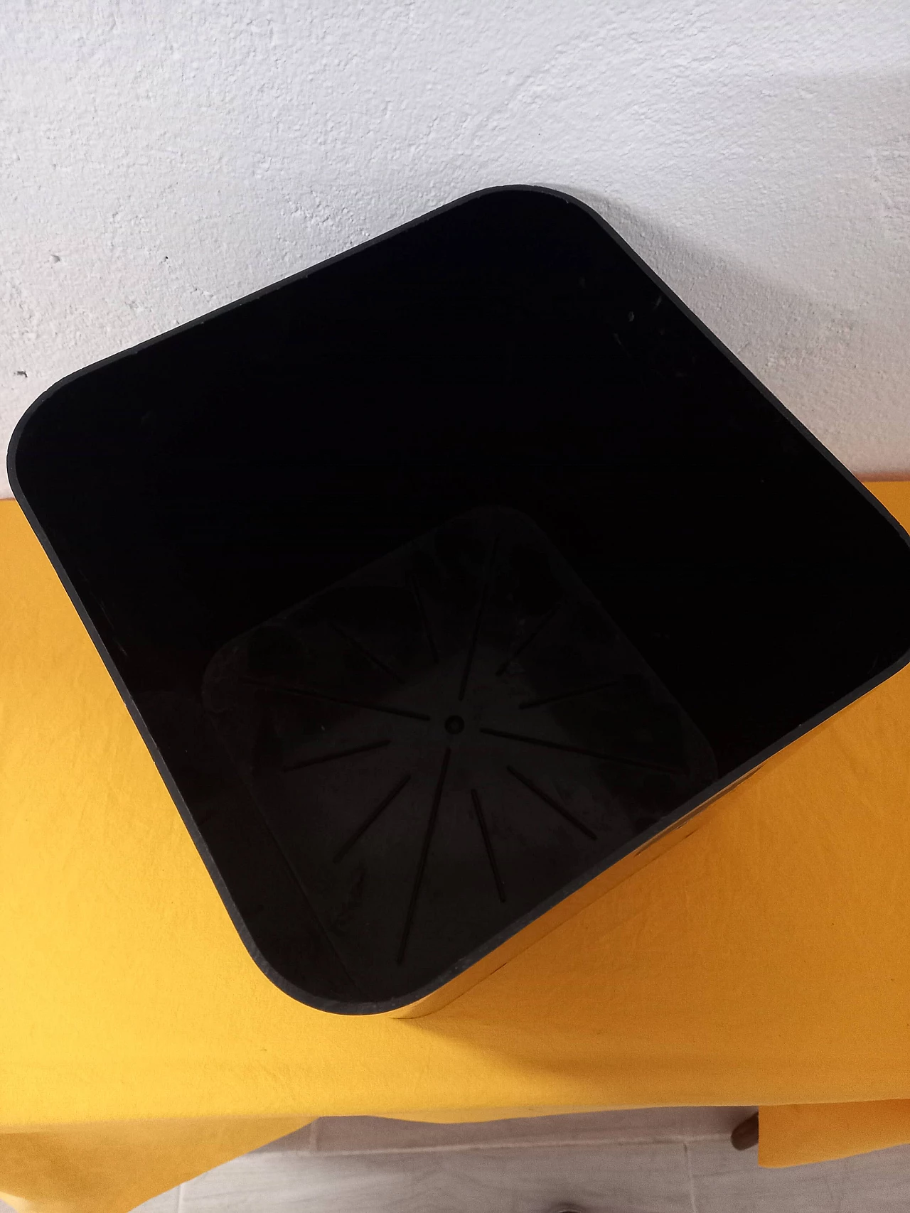Kartell 4662 abs waste bin, 1990s 4