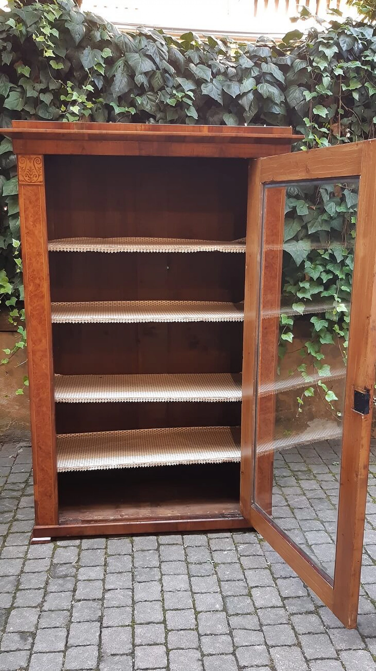 Viennese walnut, birch-root and maple glass cabinet, mid-19th century 8