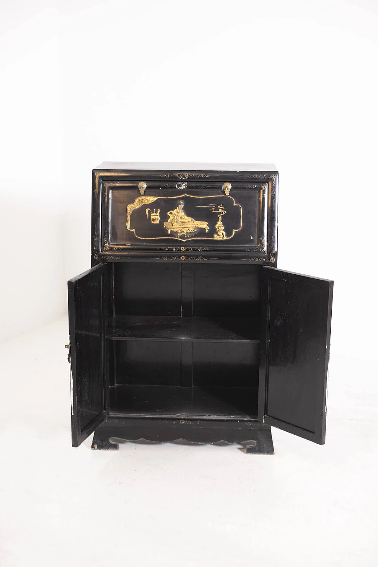 Chinese lacquered wood letter cabinet with flap, early 20th century 4