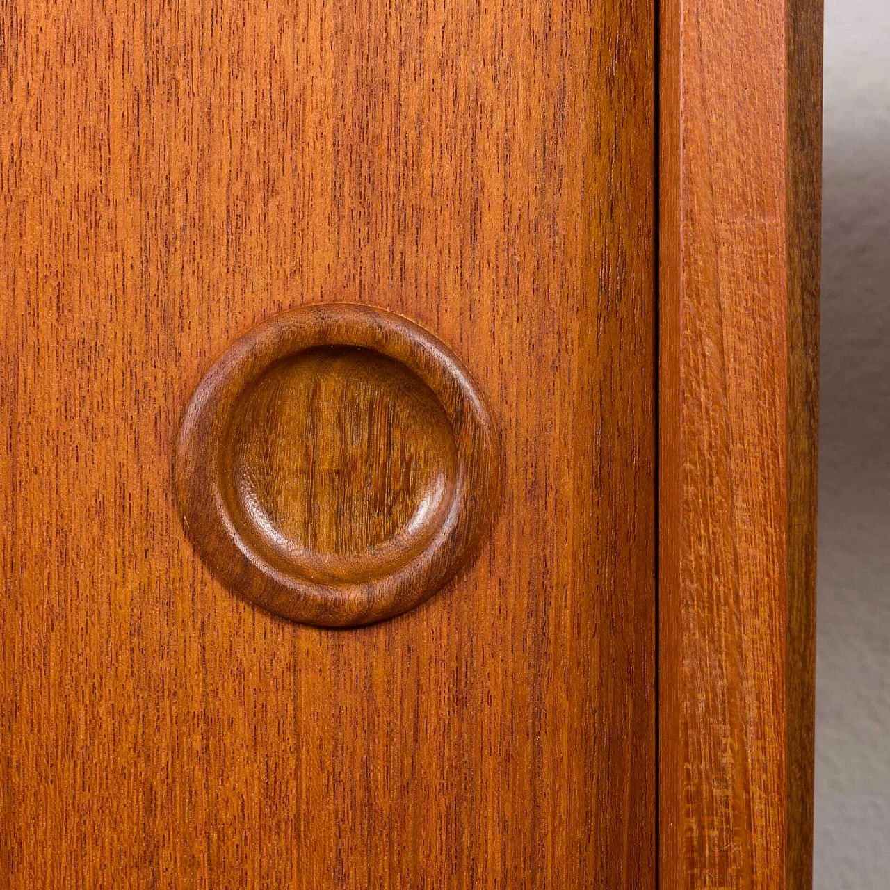 Libreria norvegese in teak a cinque campate, anni '60 13