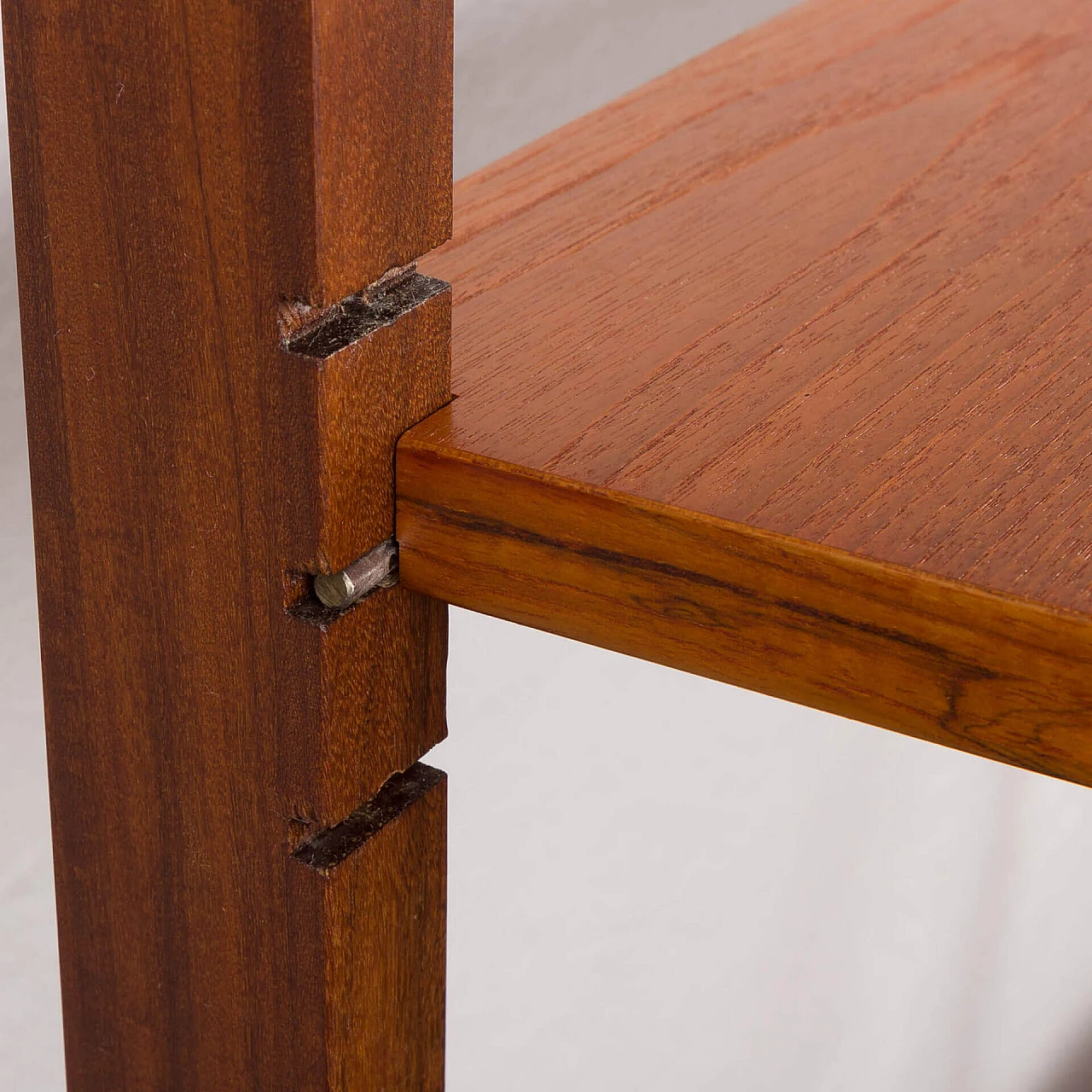 Libreria norvegese in teak a cinque campate, anni '60 17