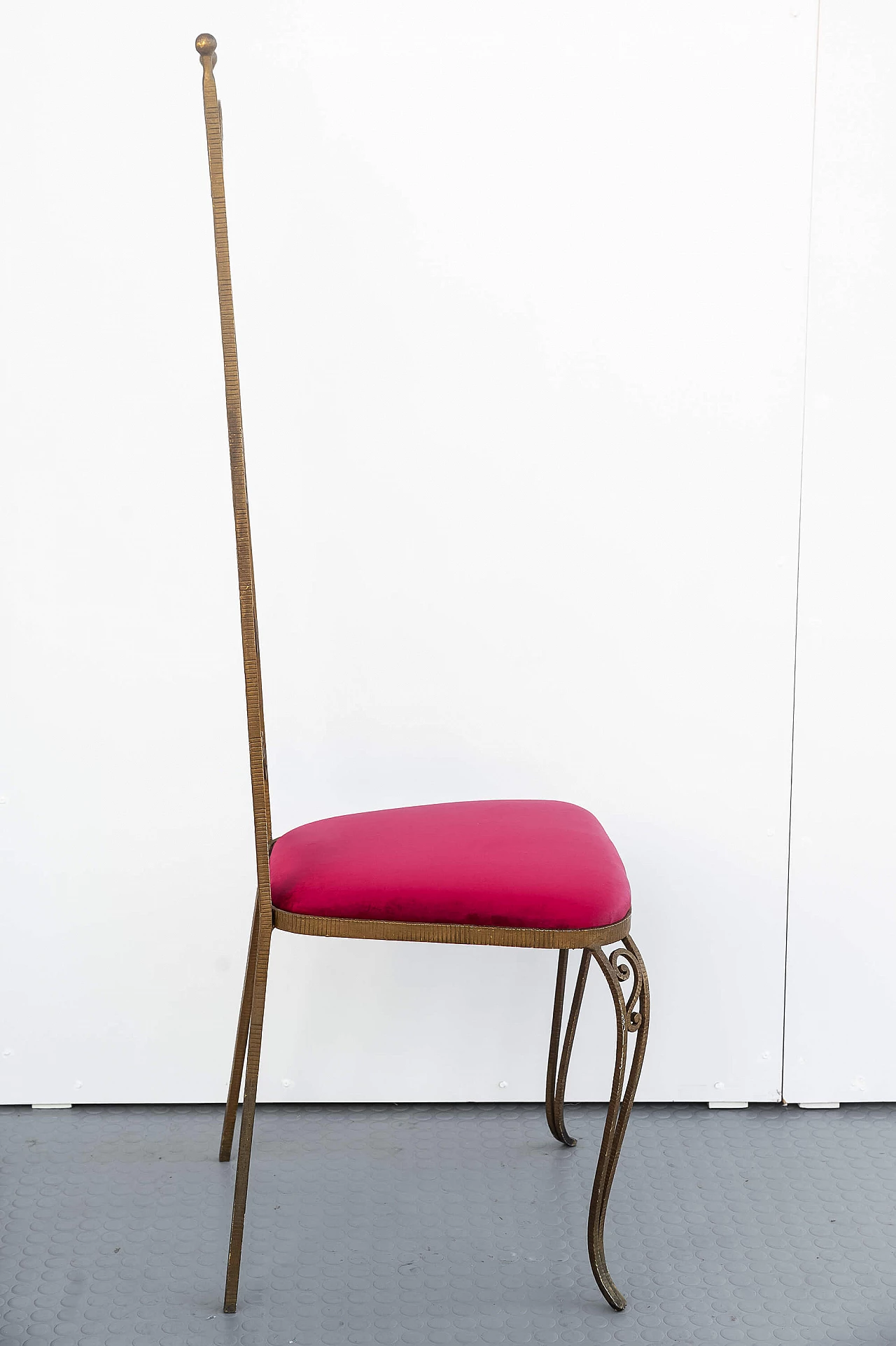 Pair of Chiavarine chairs in wrought iron, gold leaf and red velvet by Pierluigi Colli, 1960s 3