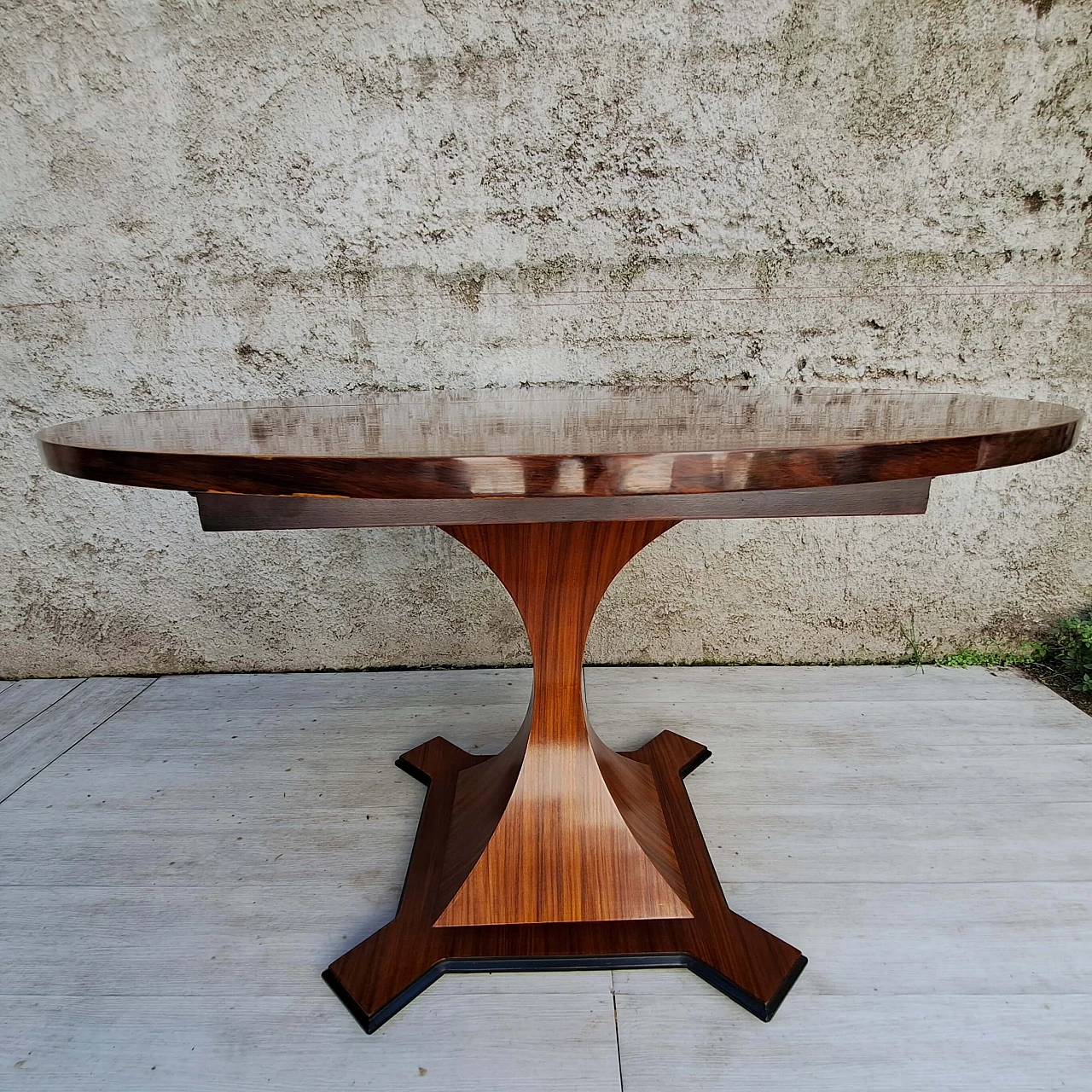 Rosewood extendable table in the style of Carlo De Carli, 1950s 8
